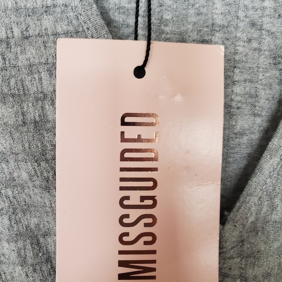 Dress - Picture 4 of 7